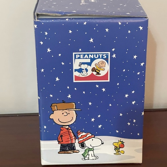 Peanuts Snoopy and Charlie Brown Hallmark 50 Years Musical Snow Globe 19… - Picture 8 of 8